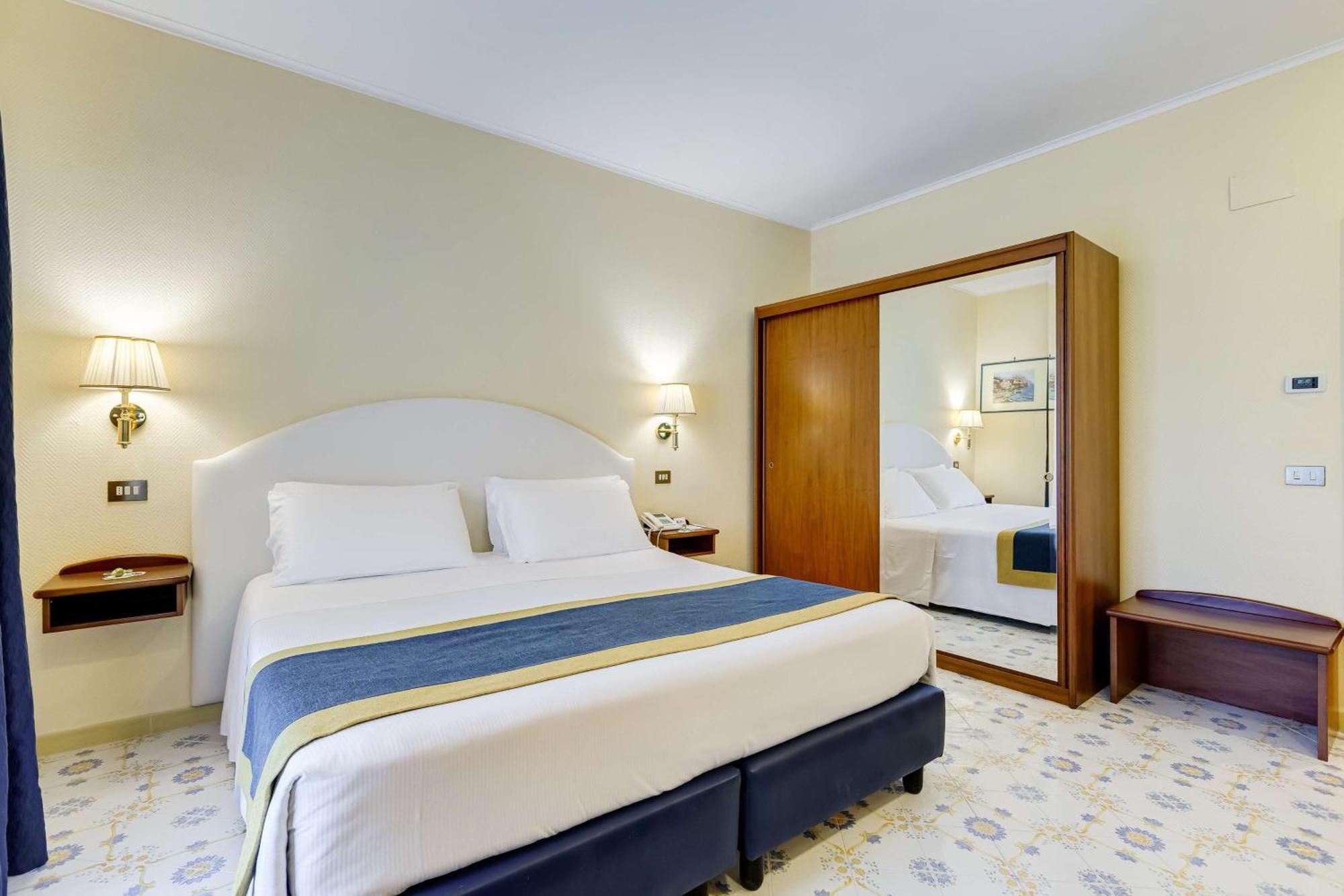 Best Western Hotel La Solara Sorrento Kültér fotó